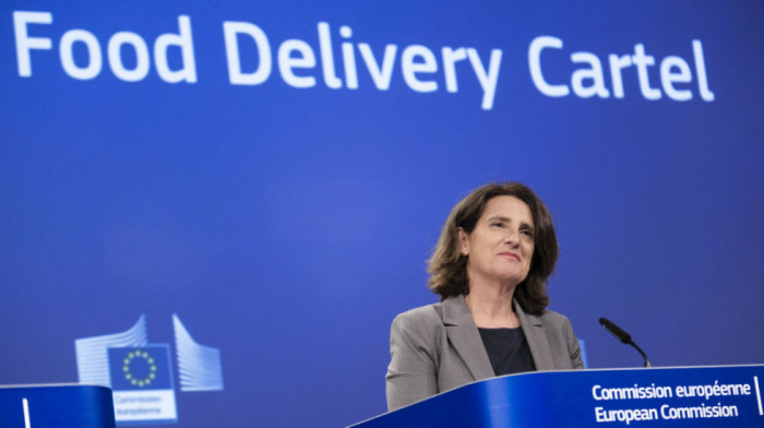 EU kaznila kompanije za dostavu hrane Deliveri hirou i Glovo sa 329 miliona evra