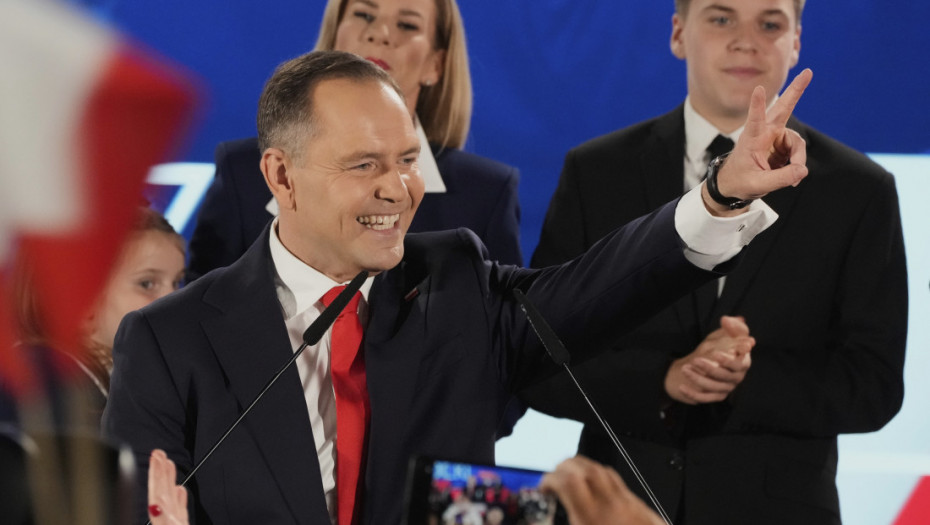 Navrocki protiv pristupanja Ukrajine EU, ali podržava rat sa Rusijom
