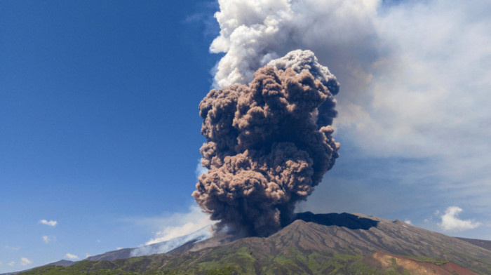 Etna ponovo pokazala svoju moć: Da li je bezbedno putovati na Siciliju?