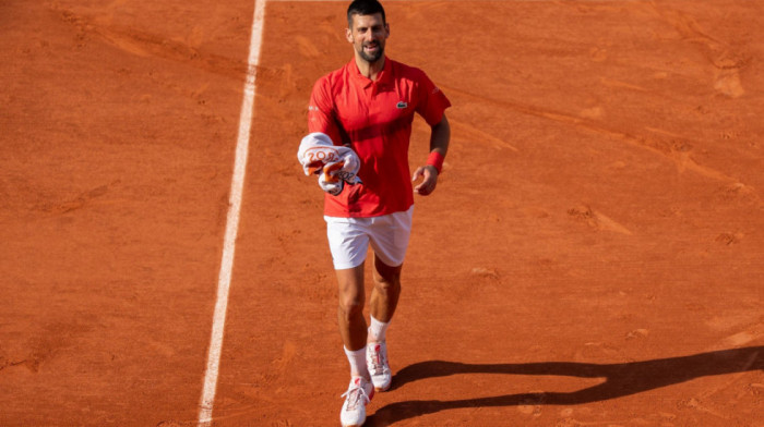 Aleksandar Zverev s nevericom sluša i čita komentare o Đokoviću: Novak je tu...
