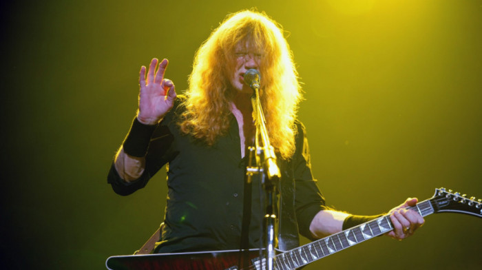 Dejv Mastejn tvrdi da je "Metallica" ukrala rif za "Enter Sandman" od drugog benda