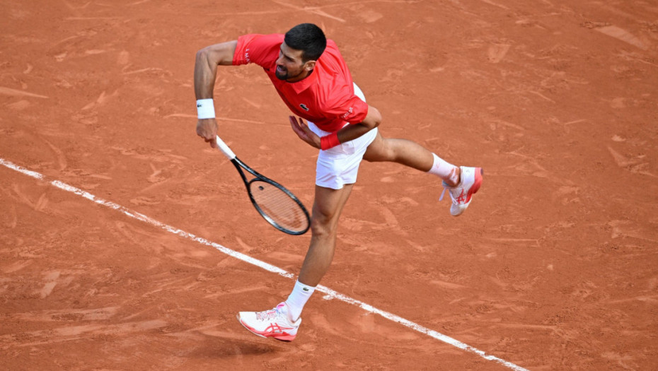 Novak Đoković i Aleksandar Zverev igraju četvrtfinale Rolan Garosa: Statistika hrabri, ali i opominje Srbina