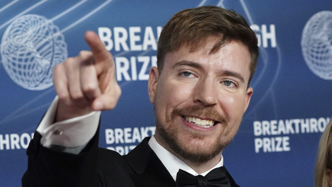 Najpopularniji jutjuber MrBeast pozajmljuje novac od majke za venčanje, iako je "težak" milijardu dolara