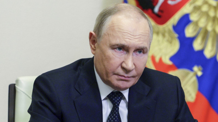 Putin potpisao zakon o kaznama za prodaju energetskih pića deci