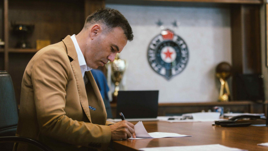 Natho zvanično potpisao: Partizan čuva svog veterana