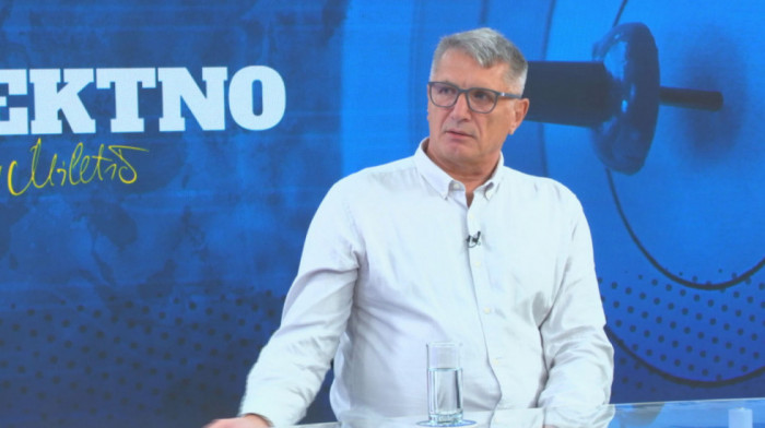 Vuletić: Cilj blokada da se država oslabi nestabilnošću, zahtevi od početka politički