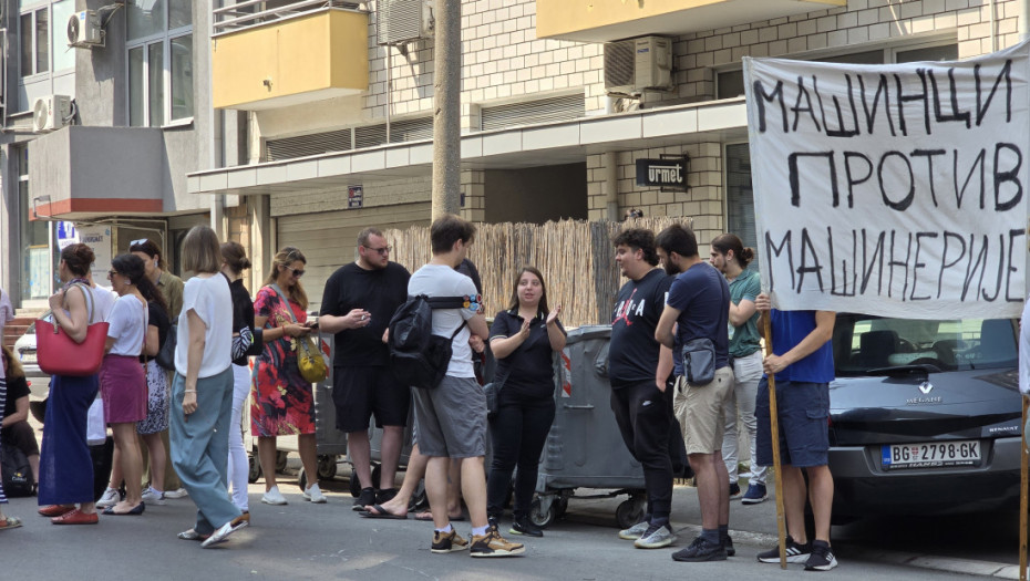 Studenti i građani protestuju zbog hapšenja osumnjičenih za napad na Pavlovića