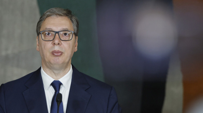 Vučić o protestu ispred vlade: Neće dobiti novac oni koji ga nisu zaradili