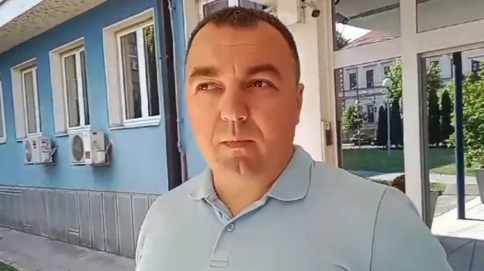 Aktivista SNS iz Zaječara dao izjavu u policiji: Prete nam klanjem i ubijanjem, dokle će batinaši biti zaštićeni (VIDEO)