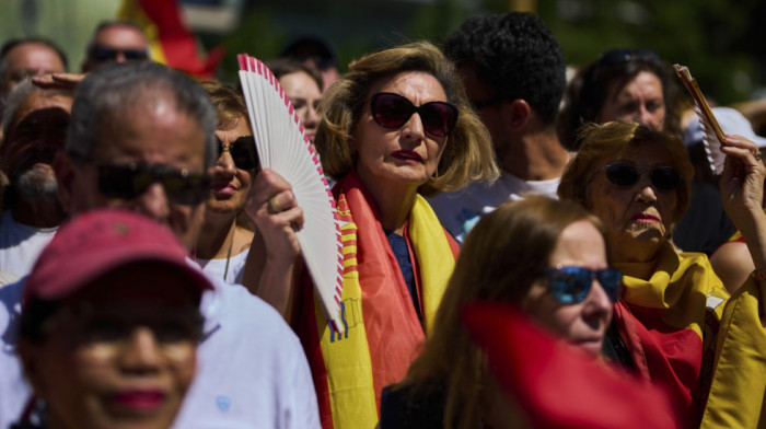 "Zaustavite rat": Stotine ljudi na skupu u Madridu zahtevale kraj rata u Iranu