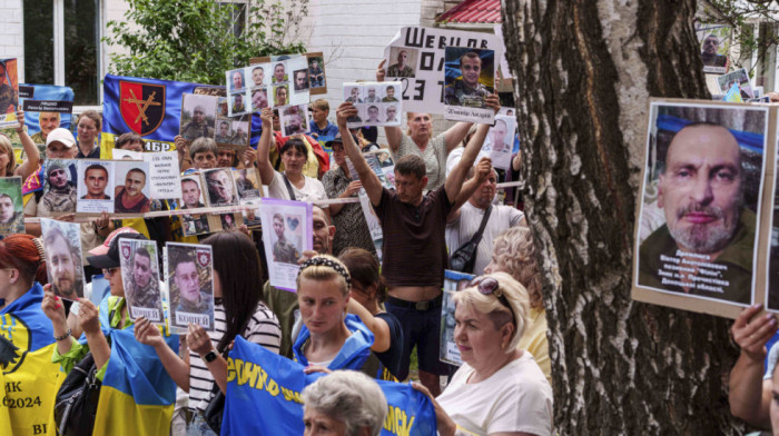 RAT U UKRAJINI Zelenski: Počela prva faza razmene zarobljenika sa Rusijom