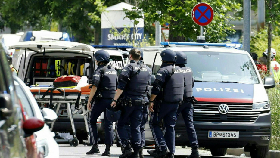 PUCNJAVA U ŠKOLI U GRACU Raste broj stradalih, među poginulima sedam učenika, nastavnik i napadač (FOTO)