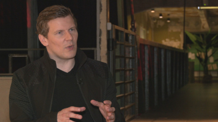 Veštačka inteligencija menja svet: Mač sa dve oštrice za demokratiju i tržište rada