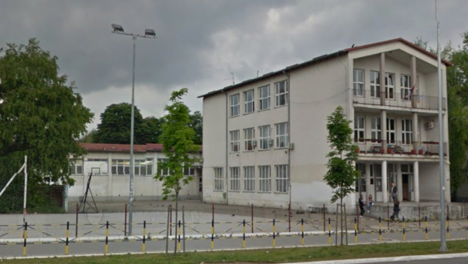 Učenik pretio "novim Ribnikarom", ali "spiska" nije bilo: Šta znamo o slučaju dečaka iz OŠ "Jovan Sterija Popović"?