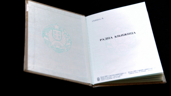 Radne knjižice otišle u prošlost: Da li ih treba i dalje čuvati kao dokaz o stažu?