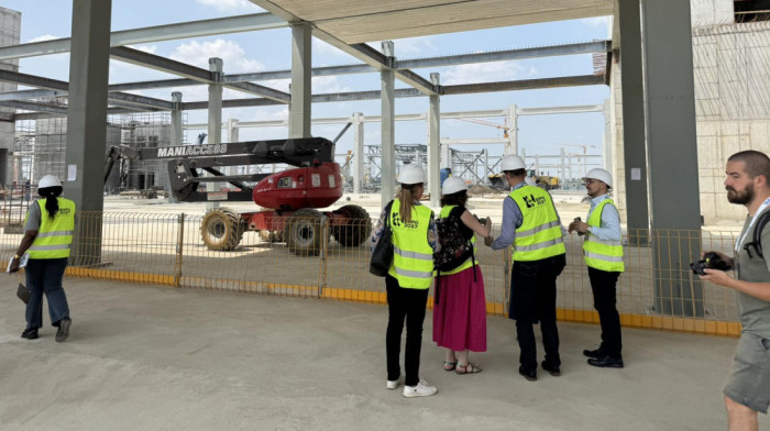 Strani delegati obilaze gradilište za EXPO u Surčinu: Kakva je dinamika radova