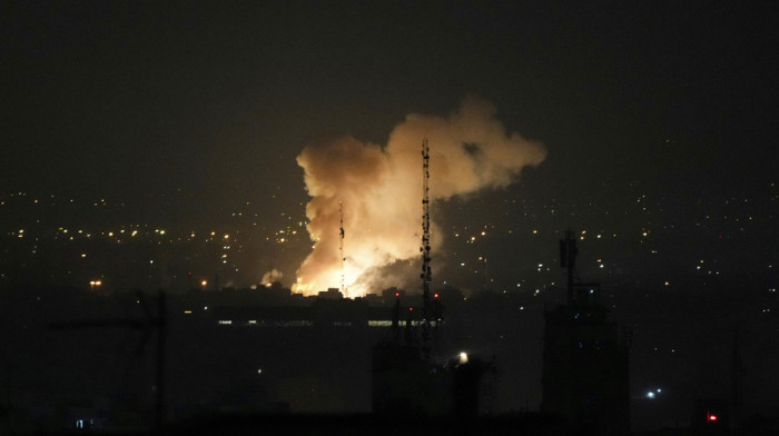 IZRAEL NAPAO IRAN Eksplozije odjekuju Teheranom, ubijeni komandant i načelnik iranskih snaga, kao i mnogi naučnici