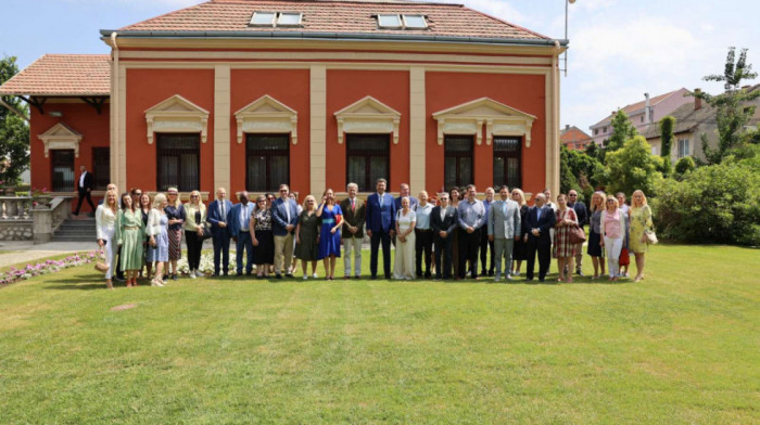 Savremena umetnost inspirisana tradicijom: Predstavljena srednjevekovna mapa Šapca rađena u tehnici pustovanja