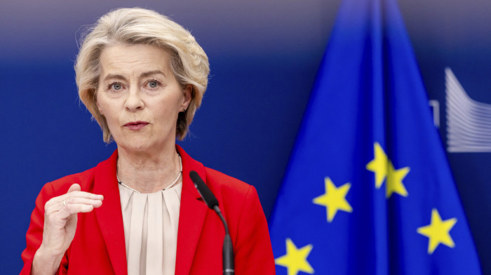 Diplomatska savetnica Ursule fon der Lajen podnela ostavku