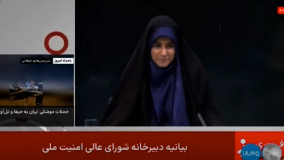 Trenutak kada su izraelski avioni pogodili zgradu iranske državne televizije u Teheranu (VIDEO)
