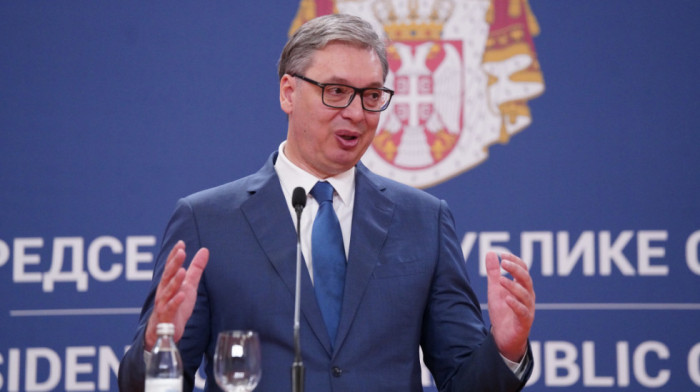 Vučić se sastao sa šeikom Bin Zajedom u Abu Dabiju