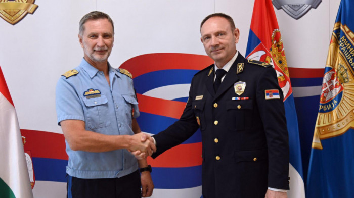 Saradnja srpske i mađarske policije: Vasiljević sa Balogom o suzbijanju iregularnih migracija i organizovanog kriminala