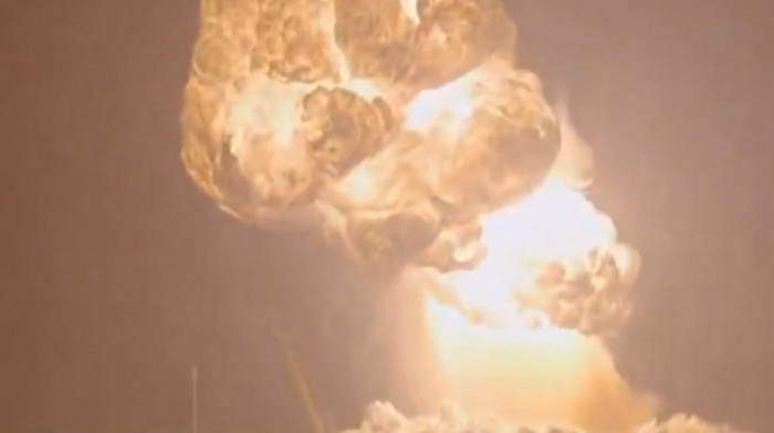 Eksplodirala raketa Spejseksa tokom testiranja: Ogromna vatrena lopta na nebu (VIDEO)