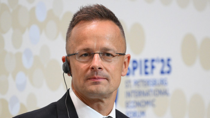 Sijarto: Mađarska posvećena zajedničkoj izgradi naftovoda sa Srbijom