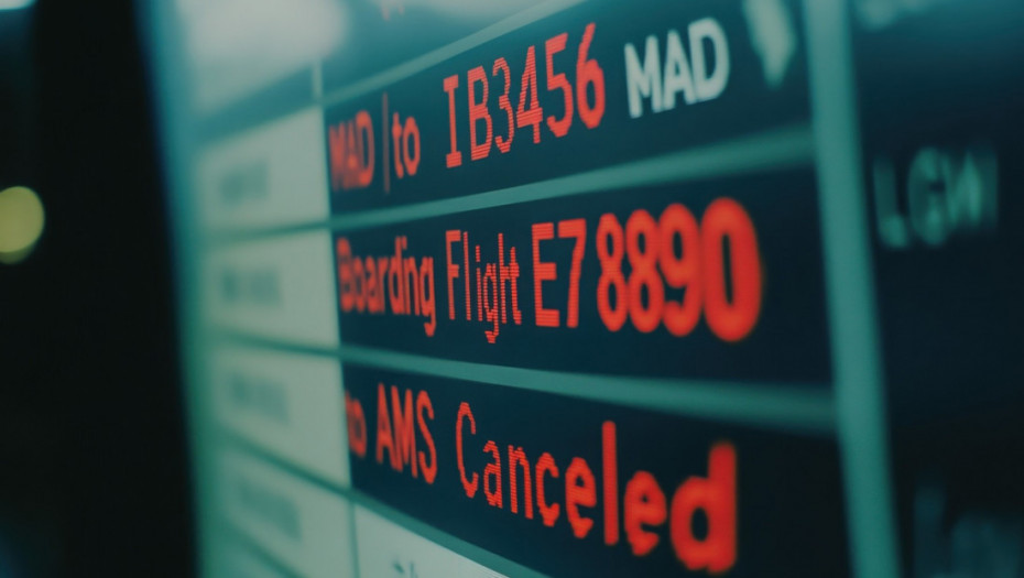 Stotine letova otkazano: Avio-kompanije uvode takse zbog poskupljenja goriva