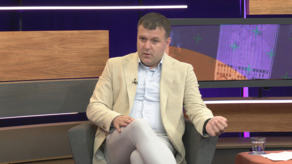 Memić upozorava: Devizni priliv od turizma pada iz meseca u mesec što je direktna posledica blokada