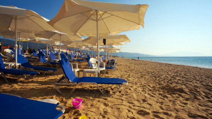 Četvorogodišnji dečak iz Srbije doživeo zastoj srca na moru u Grčkoj: Lekar na plaži mu odmah pritekao u pomoć