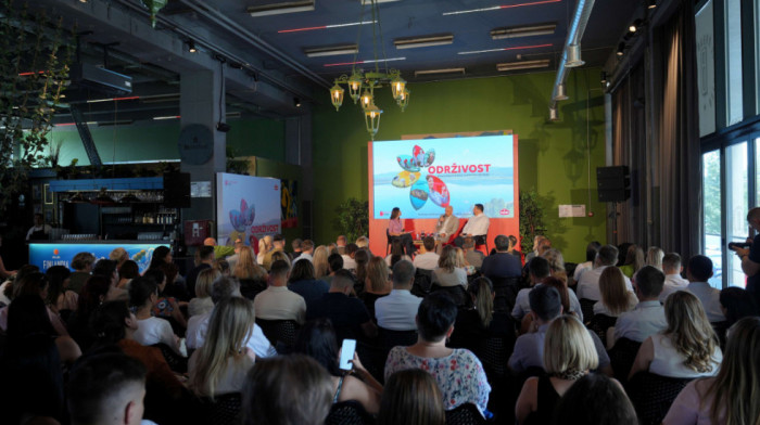 Coca-Cola HBC Srbija i Bambi predstavili izveštaj o održivom poslovanju, posvećenost održivosti kroz konkretne rezultate