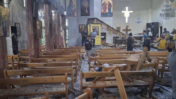 Više od 20 poginulih u napadu bombaša samoubice u crkvi u Damasku