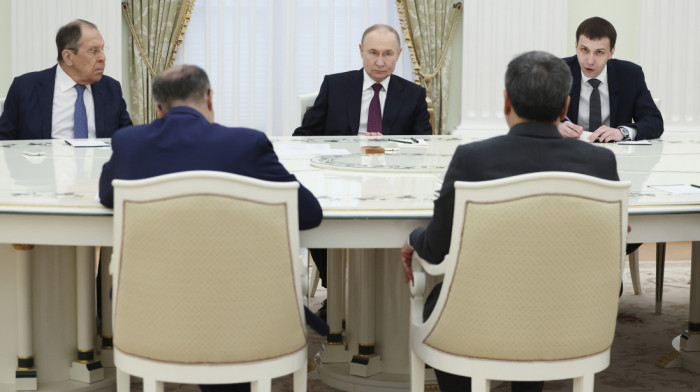 Arakči u diplomatskoj misiji od Islamabada do Moskve: Može li da utiče na kraj rata?