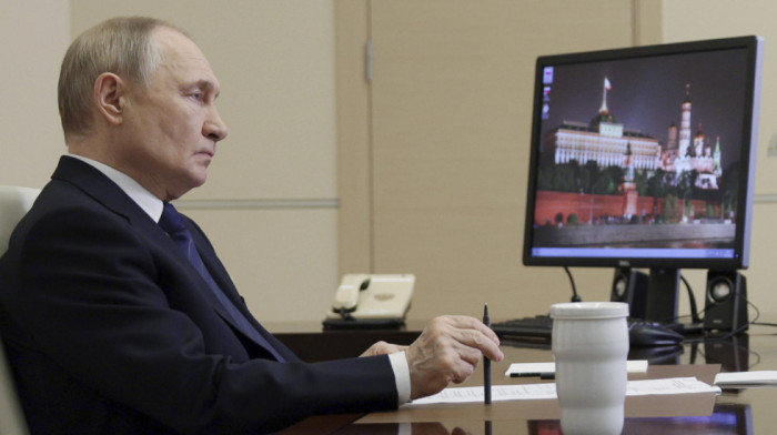 Putin će učestvovati na samitu BRIKS-a putem video-linka zbog naloga Međunarodnog suda