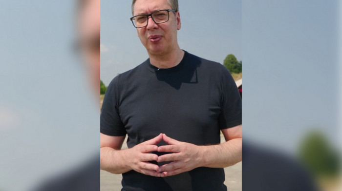 Vučić obišao radove na putu ka Požegi: Gradimo, ne rušimo, lako je nešto razbiti, ali teško je stvoriti (VIDEO)