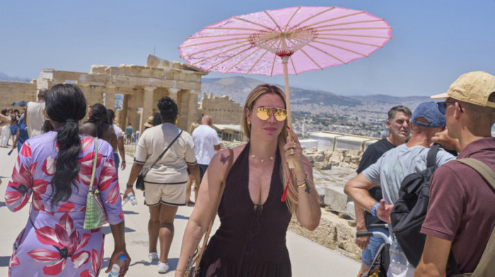 Evropska unija ne namerava da uvodi ograničenja turistima iz Rusije