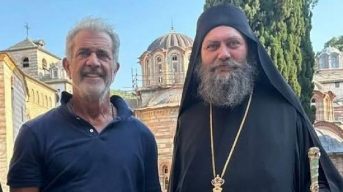 Evo zašto je Mel Gibson u Hilandaru: Proveo Vidovdan sa bratstvom manastira, a sada sprema veliki projekat