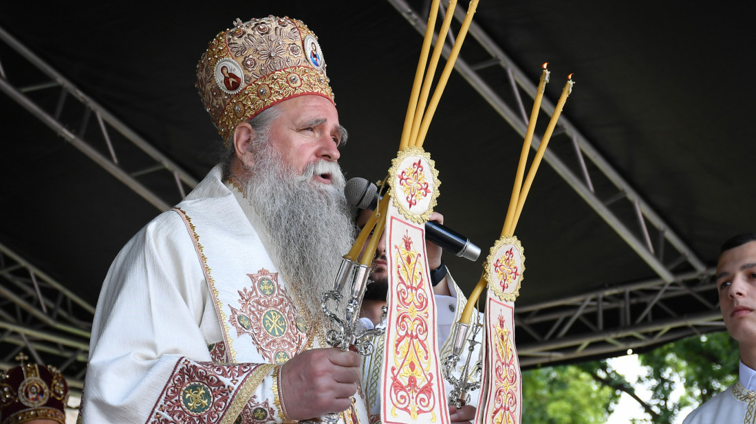 Mitropolit Joanikije iz Gračanice: Srpski narod na KiM na ''velikom raspeću''