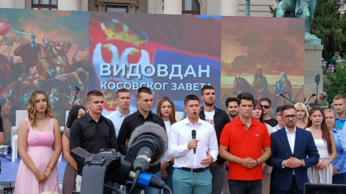 "Vi najbolje znate kroz šta smo sve prošli" Studenti koji žele da uče organizuju književno veče, obratio se Pavlović