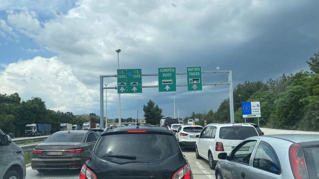 "Putevi Srbije": Putnička vozila na izlazu iz Srbije čekaju pola sata, teretnjaci i do dva sata