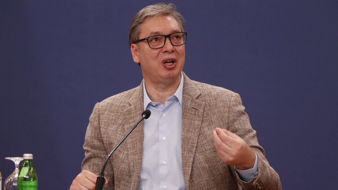 Vučić: Kada kažem da je završeno s obojenom revolucijom, završeno je - svaki dan blokada podrška im dramatično opada