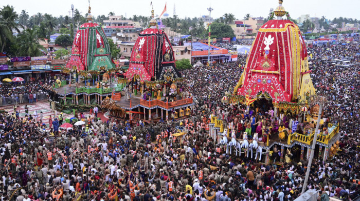 Stampedo na popularnom Hindu festivalu u Indiji, troje mrtvih i više od deset povređenih