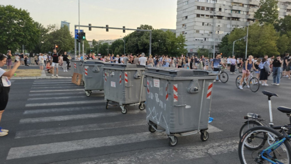 Policija tokom noći identifikovala 172 osobe, protiv jedne podneta prekršajna prijava
