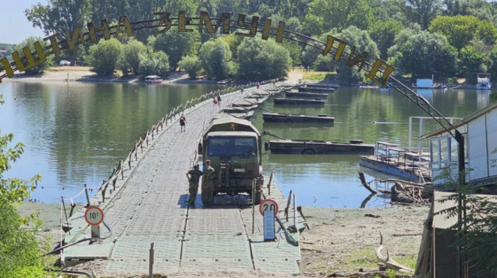 Ministarstvo odbrane: Pontonski most je bio pravilno postavljen i bezbedan za upotrebu, sklonjen jer je istekao ugovor