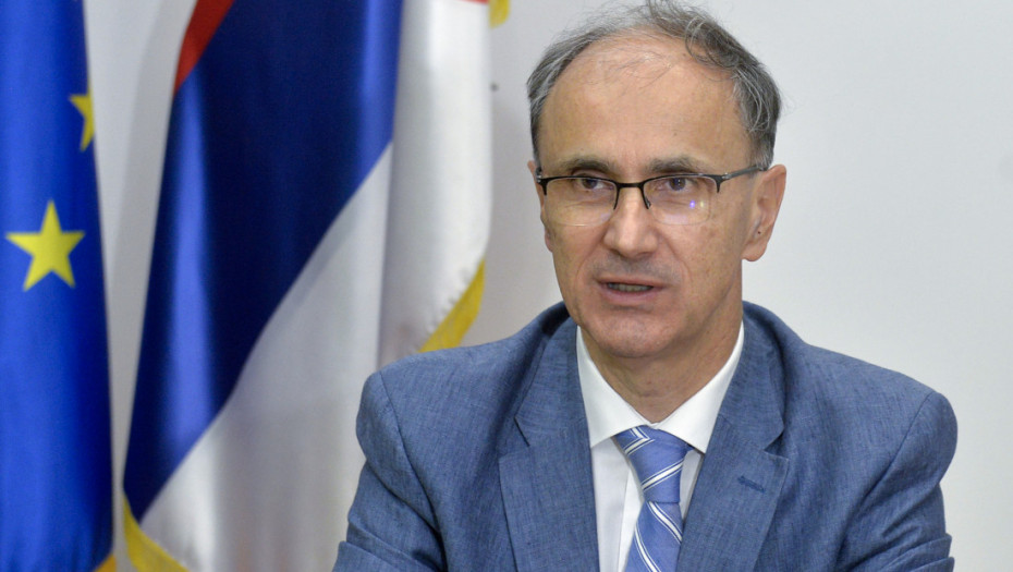 Usvojen Predlog zakona o izmenama Zakona o udžbenicima; Macut: Istorijska odluka