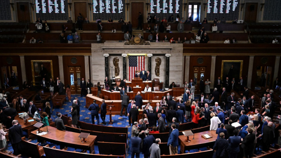 Odbor Predstavničkog doma traži svedočenje Pam Bondi u vezi s Epstinom