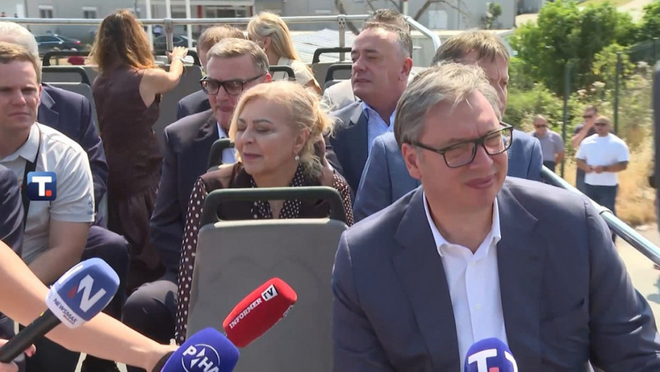 Vučić: Nova deonica autoputa Pakovraće-Požega potpuno bezbedna, besplatna do 15. jula
