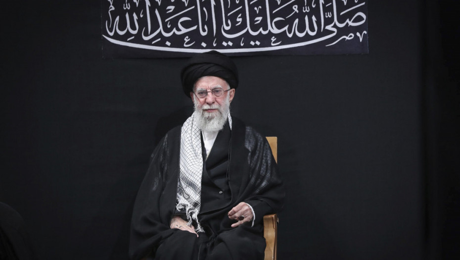 Hamnei o protestima u Iranu: Izgrednici moraju biti stavljeni na svoje mesto