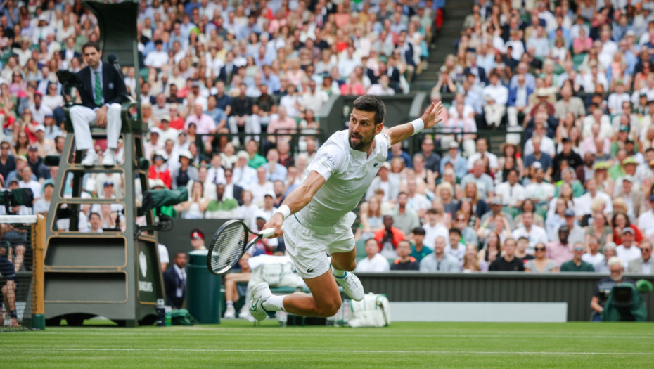 Novak Đoković igra za novo četvrtfinale Vimbldona: Aleks de Minor na putu do 101. pobede u Londonu